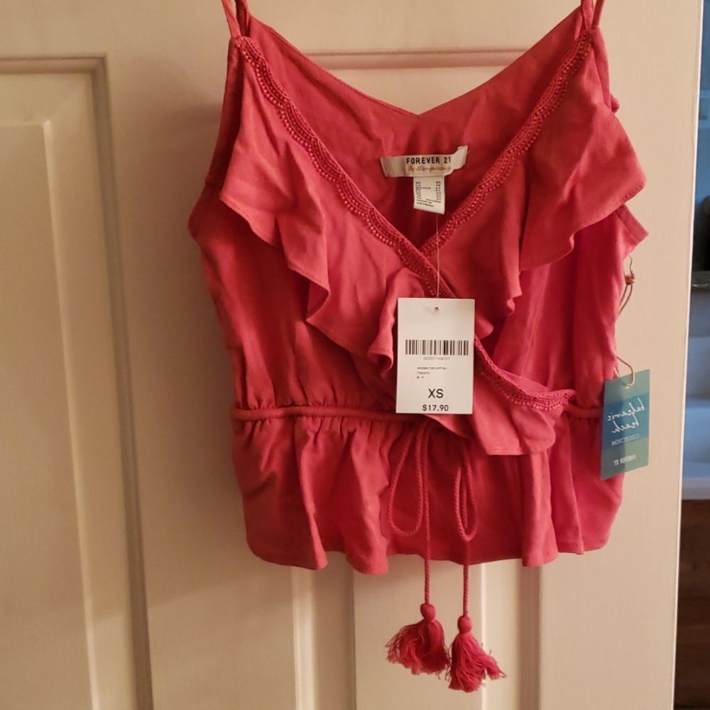 Ruffled top - Picture 2 of 2